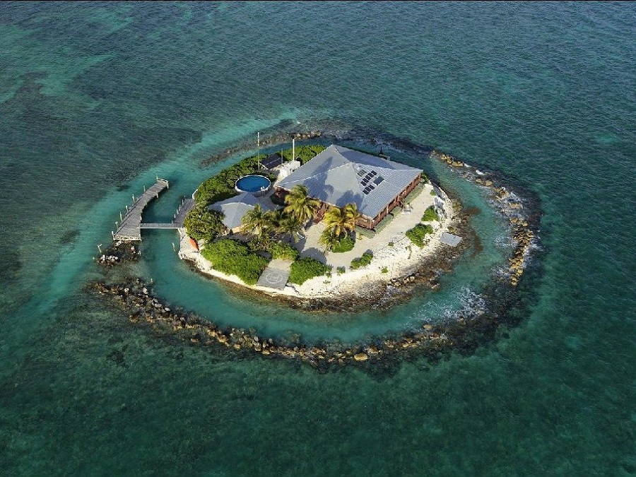 AD-Luxurious-Private-Islands-21