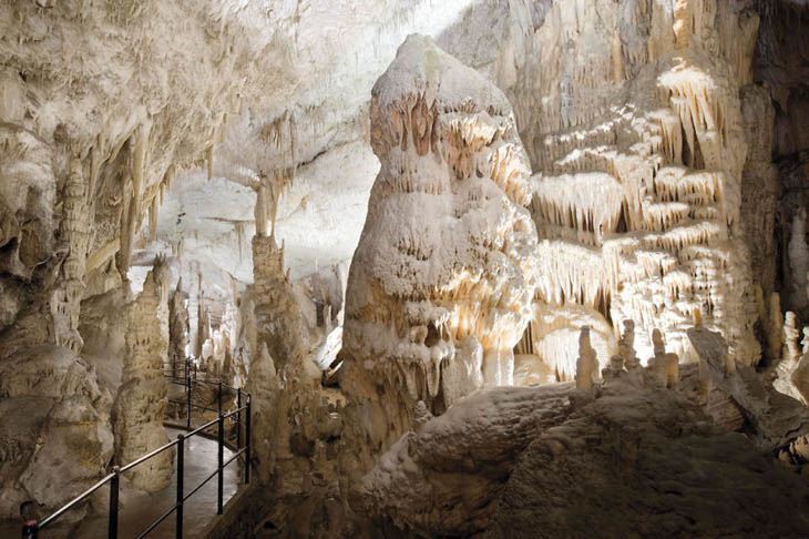 18. Postojna barlang, Szlovénia