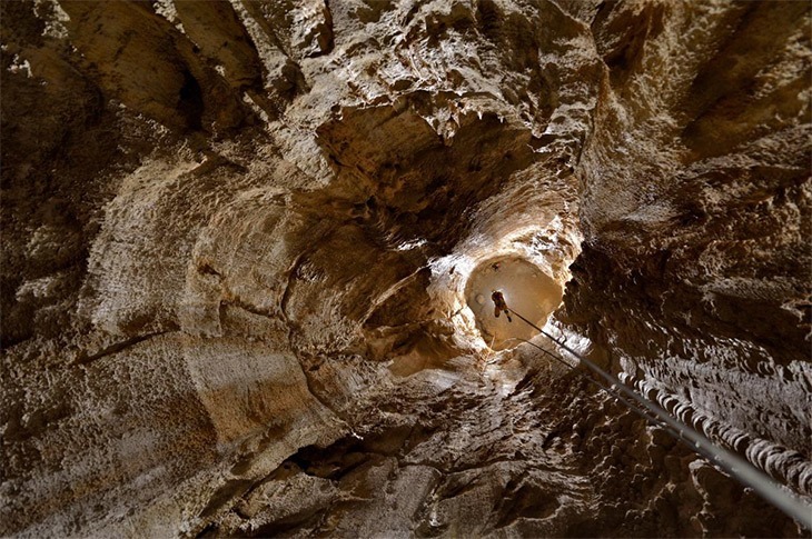 4. Gouffre Berger barlang, Franciaország
