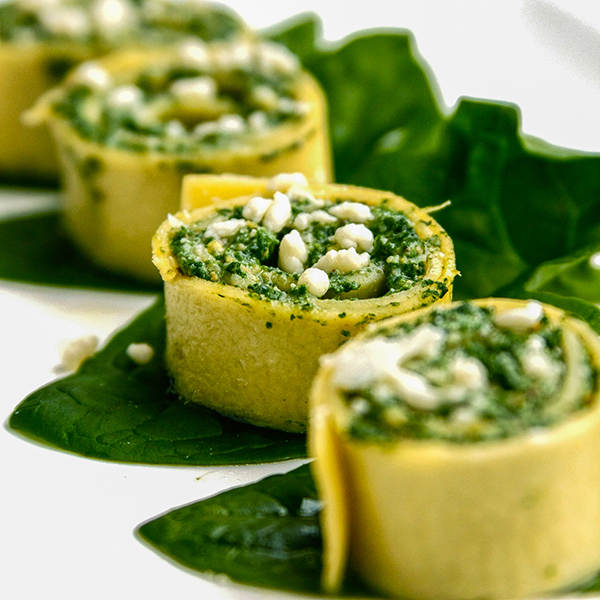 Spinach-Rolls-With-Ricotta-Pistachios-